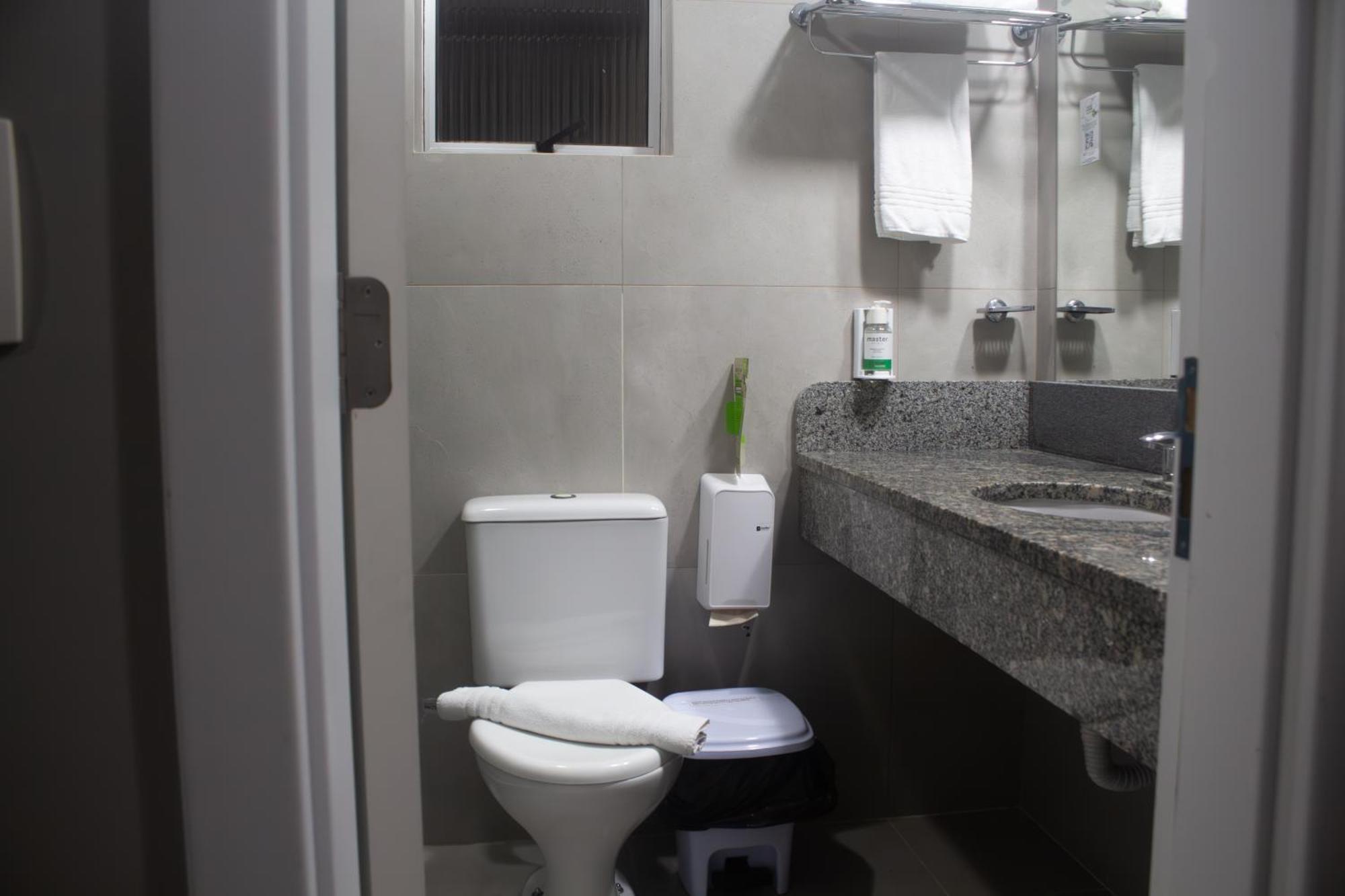 Master Express Cidade Baixa - Próximo à UFRGS e à Santa Casa Porto Alegre Esterno foto